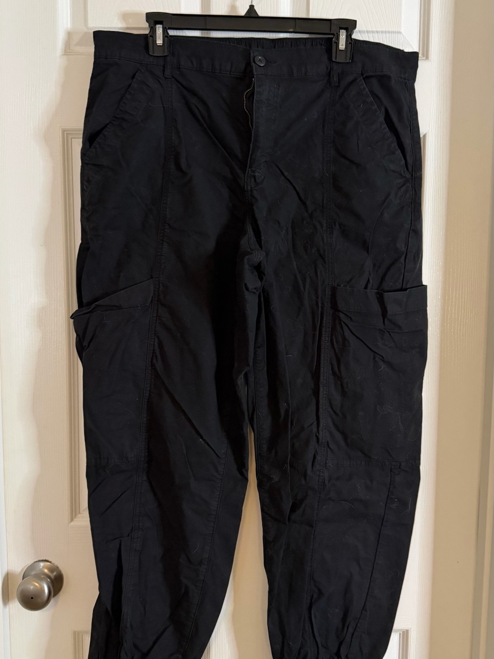American Eagle Outfitters Black Cargo Joggers